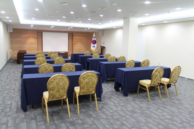 Adonis Hotel