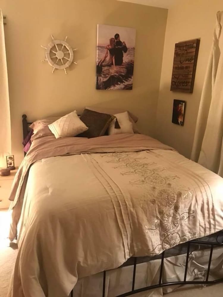 Bed & Breakfast Laid Back Manor