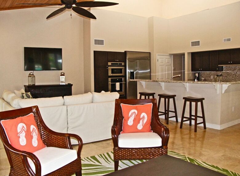 Hotel Dolphin Point Villas
