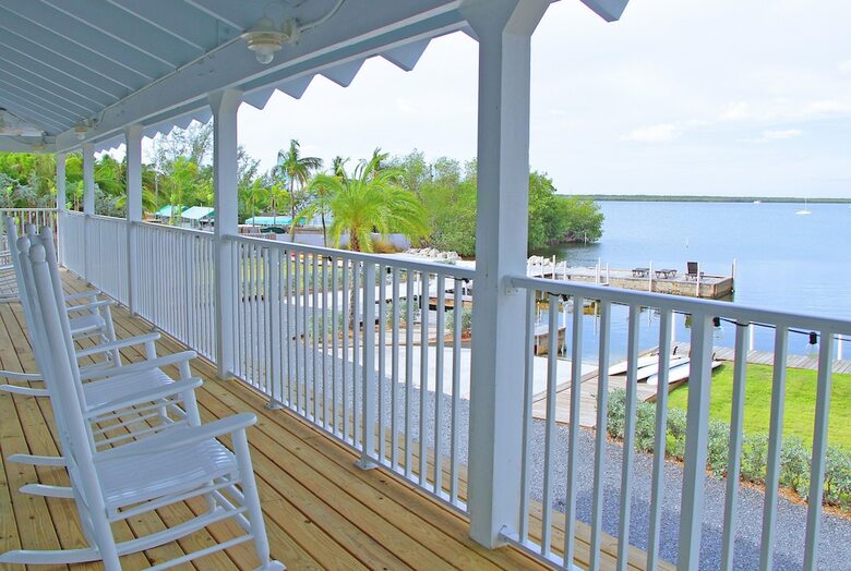Hotel Dolphin Point Villas