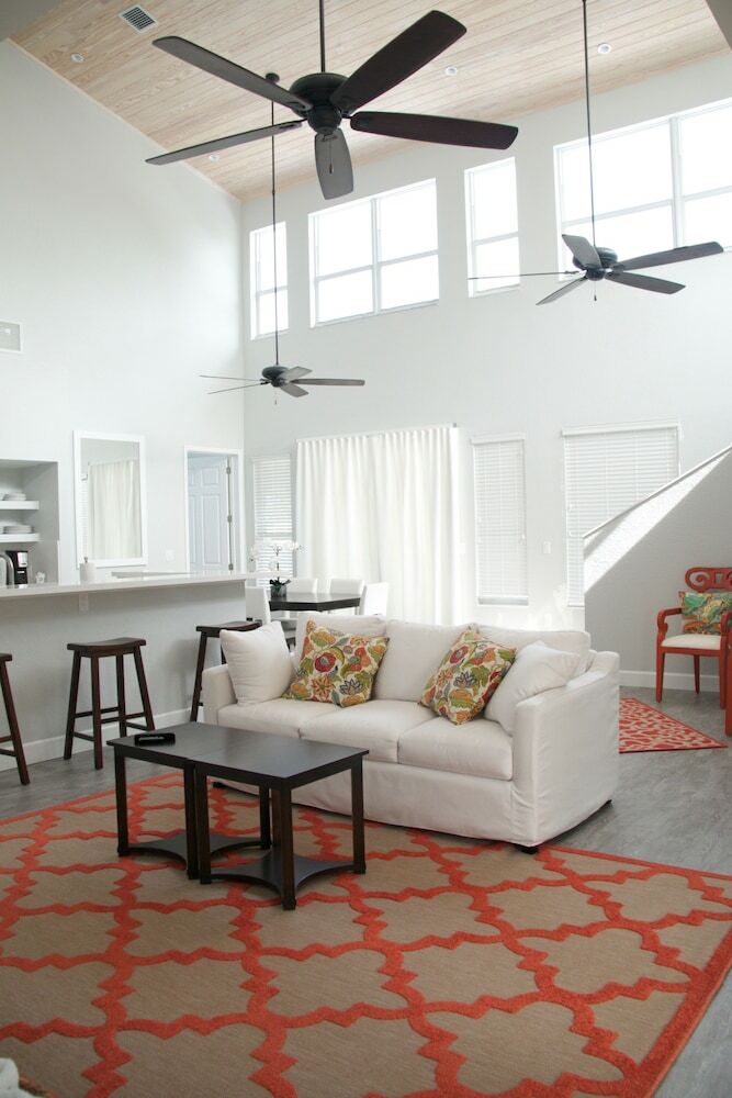 Hotel Dolphin Point Villas