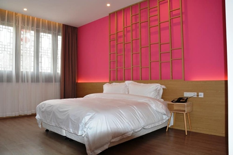 Carton King Hotel