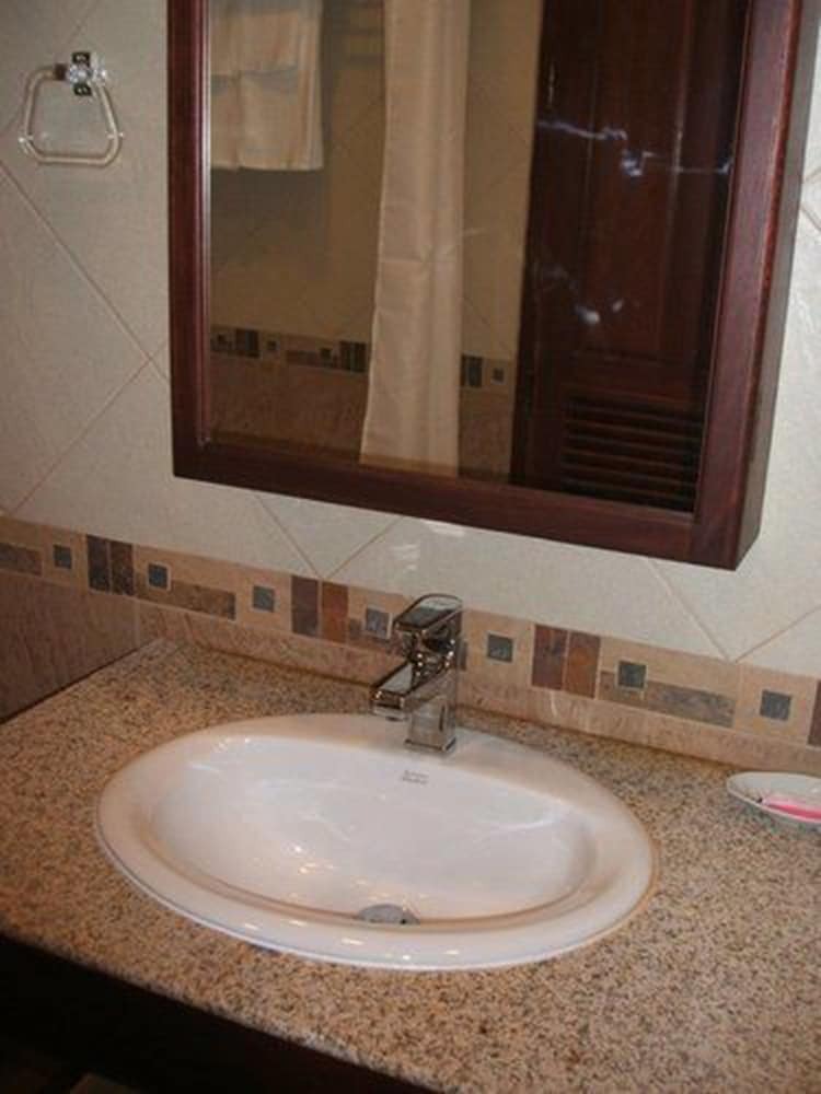 Vikeo Villas Serviced Apartments