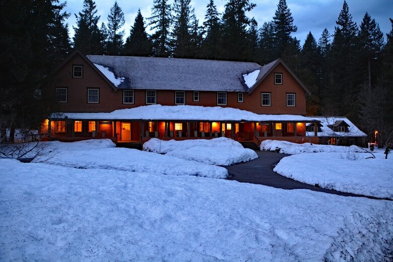 Hotel National Park Inn