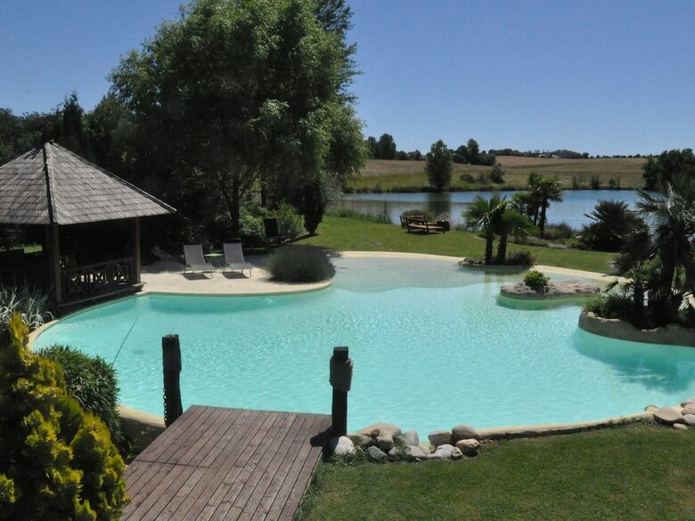 Hotel Le Lac De Crivito