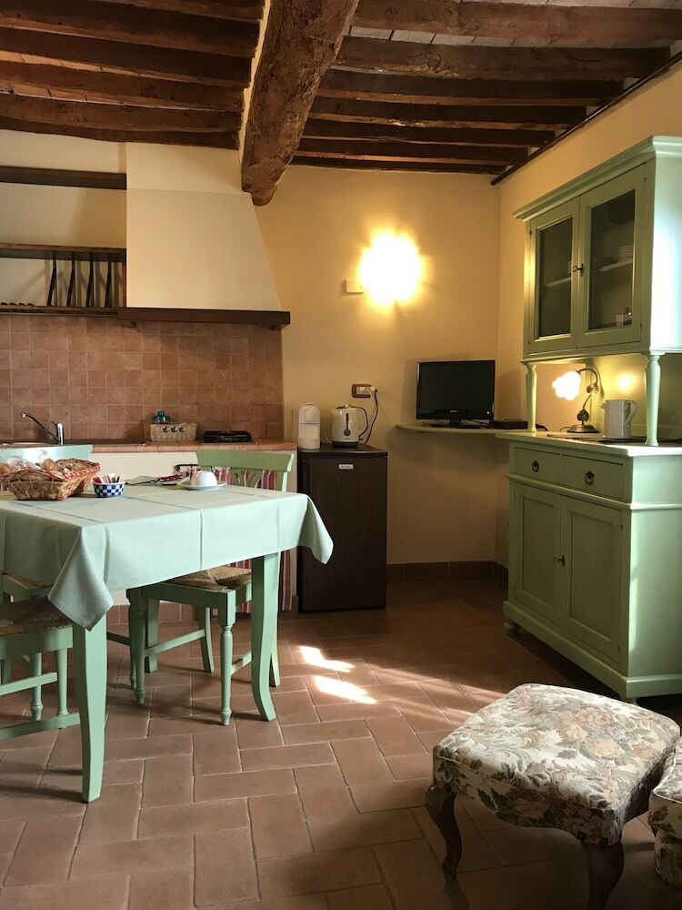 Agroturismo Antico Borgo De' Romolini