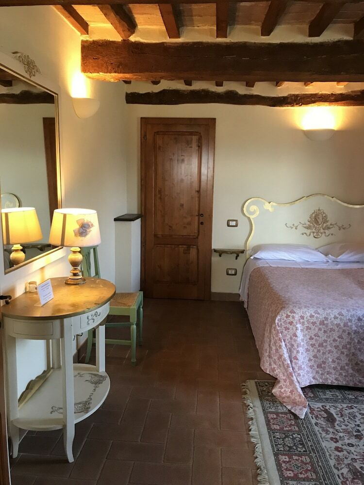 Agroturismo Antico Borgo De' Romolini