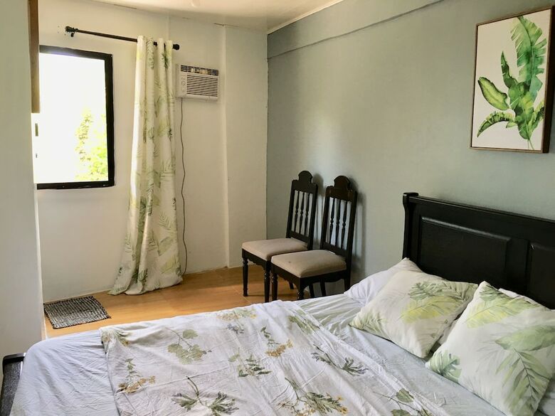 Lalyn's Room In Quezon City