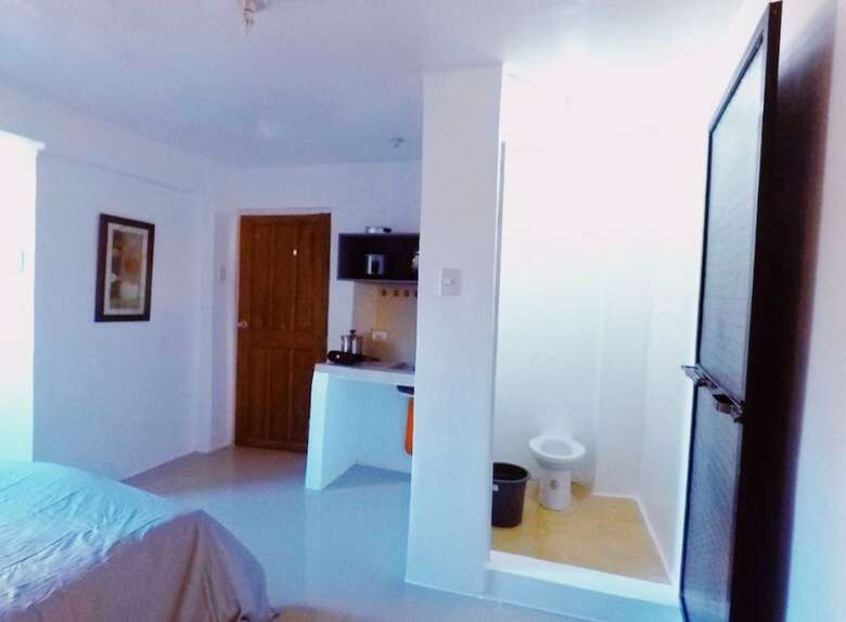Lalyn's Room In Quezon City