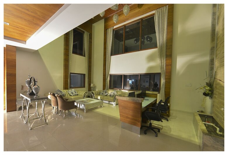 Hotel The Lohana Village Resort
