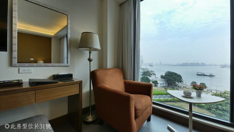 Watermark Hotel-the Harbour