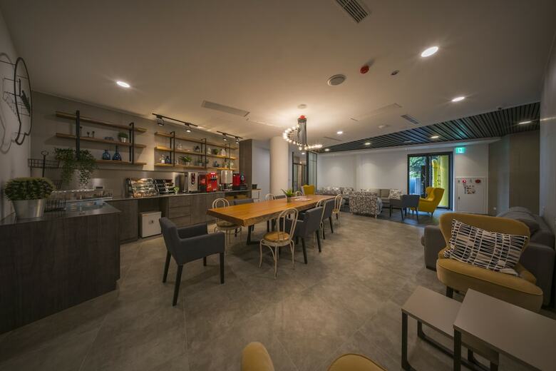Watermark Hotel-the Harbour