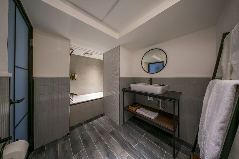 Watermark Hotel-the Harbour