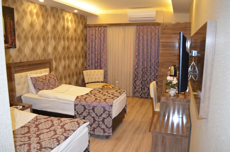 Hotel Otel Le Grand