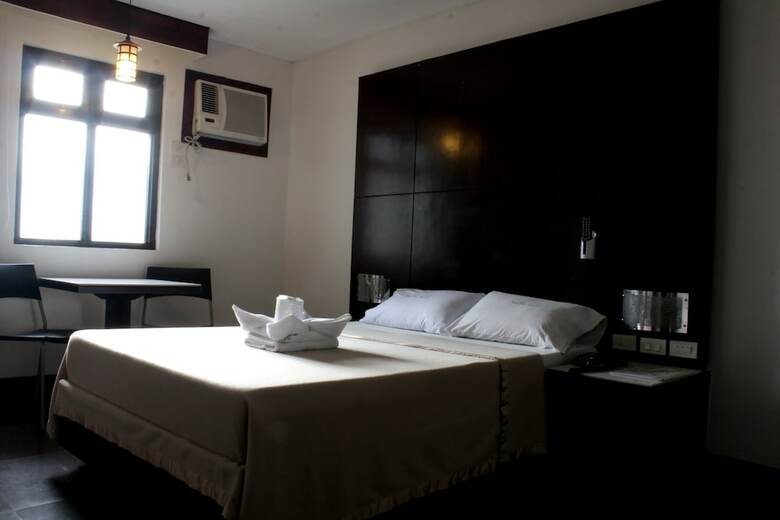 Vista Hotel Cubao