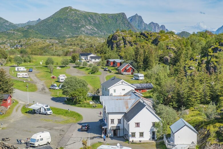 Cabana Sandvika Fjord & Sj�hus Camping