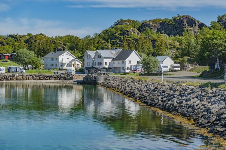 Cabana Sandvika Fjord & Sj�hus Camping