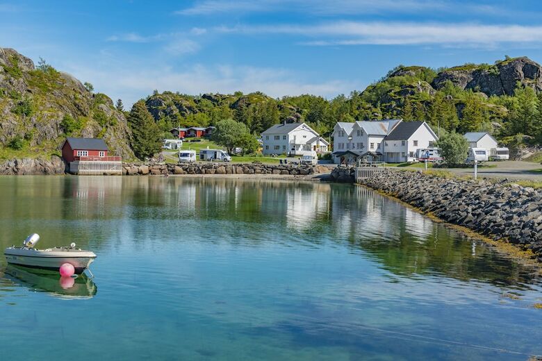 Cabana Sandvika Fjord & Sj�hus Camping