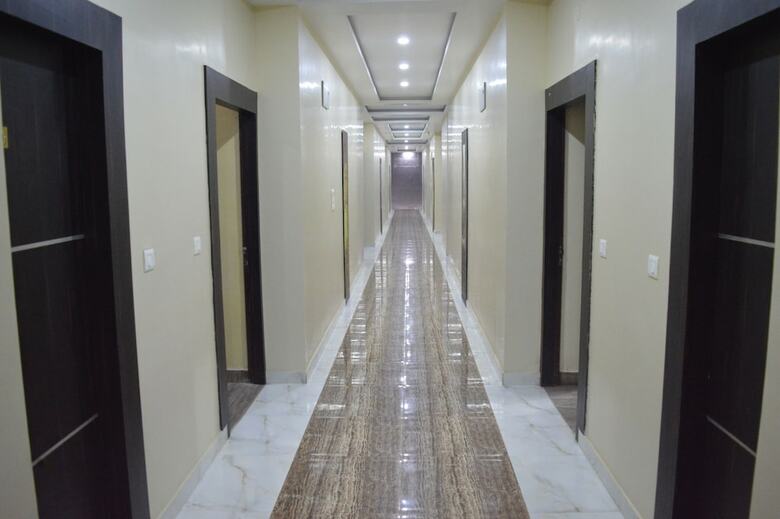 Hotel Mariya International