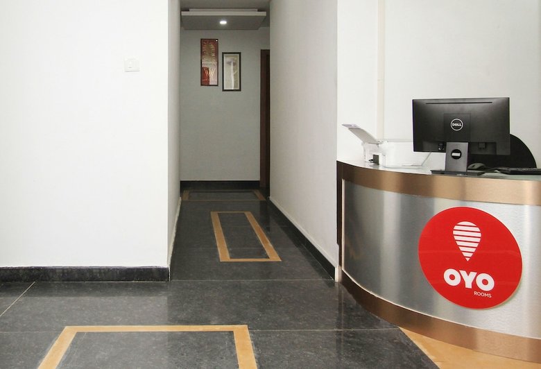 Hotel Oyo 4767 Royal Park
