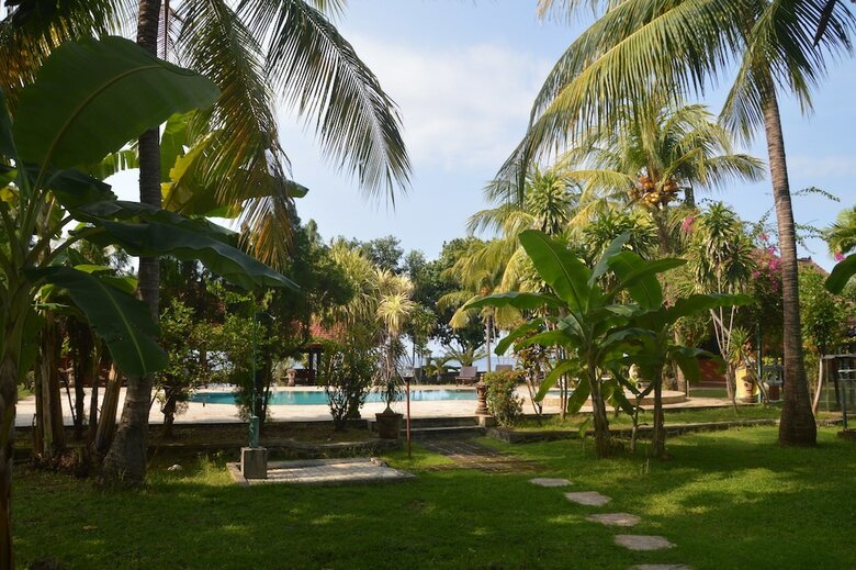 Bed & Breakfast Bagus Beach Resort