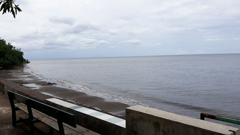 Bed & Breakfast Bagus Beach Resort