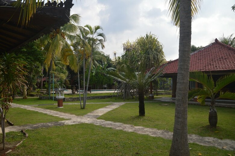 Bed & Breakfast Bagus Beach Resort