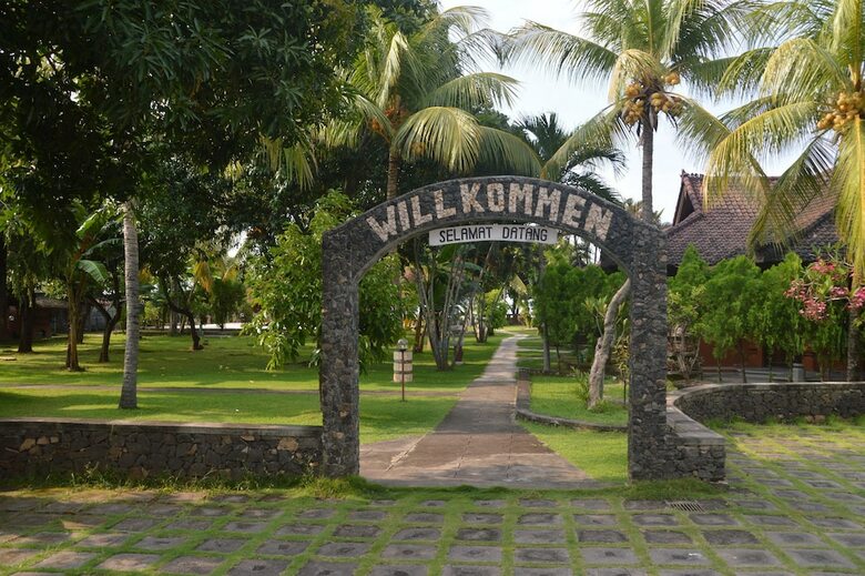 Bed & Breakfast Bagus Beach Resort
