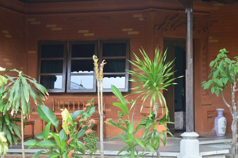 Bed & Breakfast Bagus Beach Resort