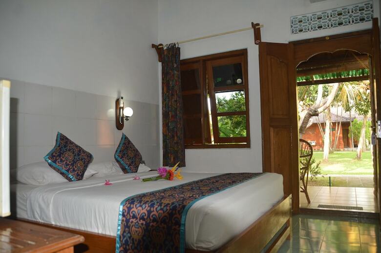 Bed & Breakfast Bagus Beach Resort