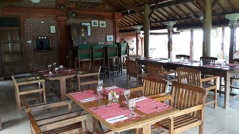 Bed & Breakfast Bagus Beach Resort