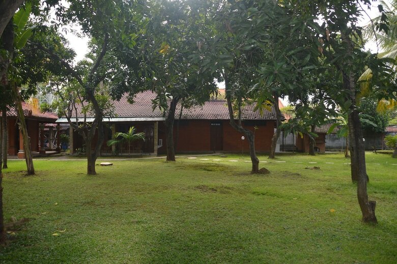 Bed & Breakfast Bagus Beach Resort