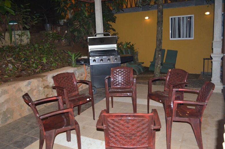 Hotel River Edge Bungalow