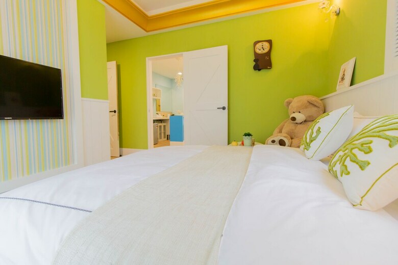 Alice Wonderland B&B