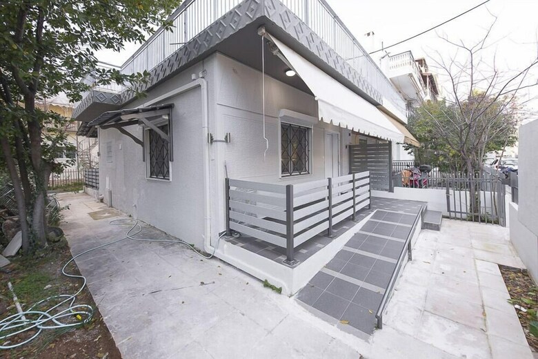 Modern Detached House