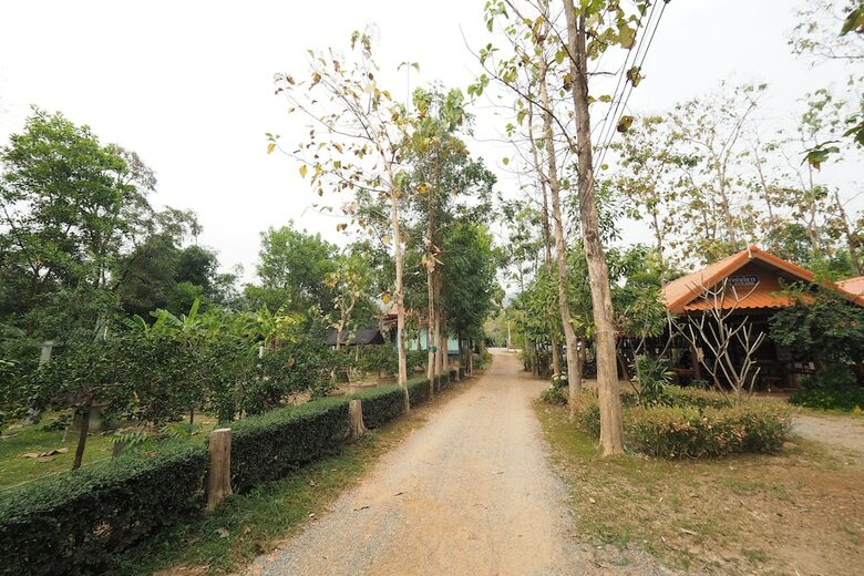 Hotel Sakthong Resort