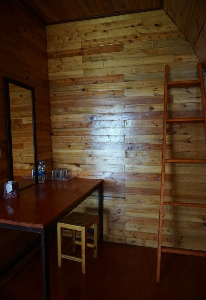 Hotel Phu Mok Camp