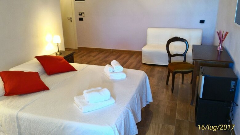 Hotel Antico Casale Caroli