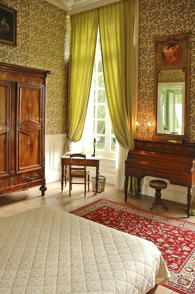 Hotel Ch�teau Fleury La For�t
