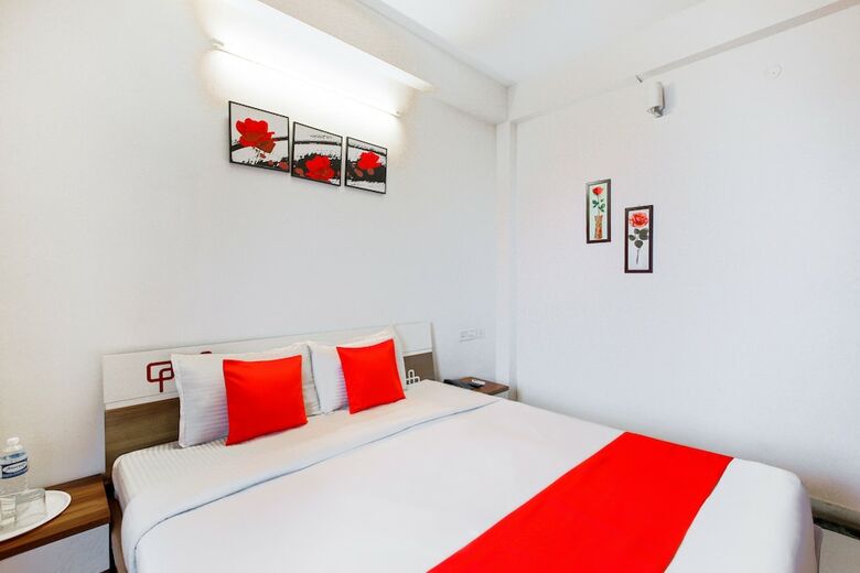 Hotel Rich Residency