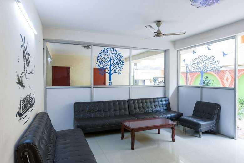 Hotel Rich Residency