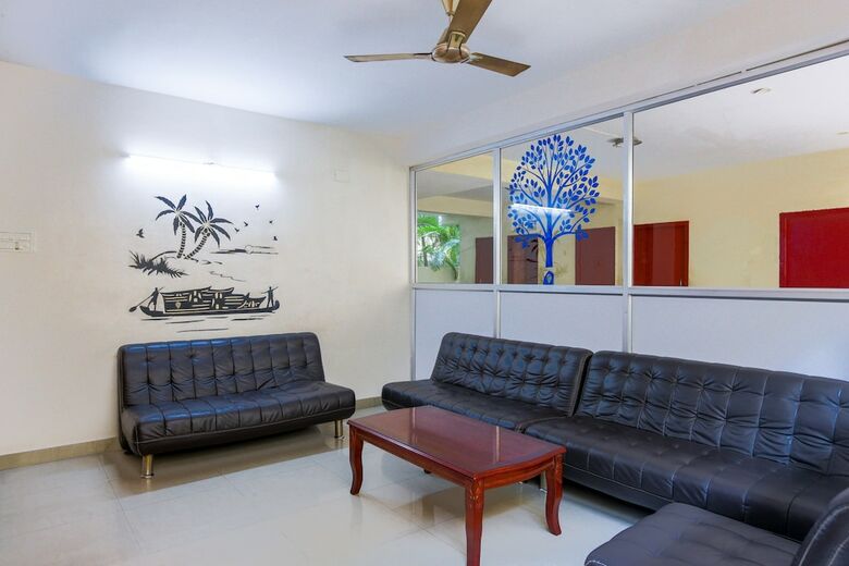 Hotel Rich Residency
