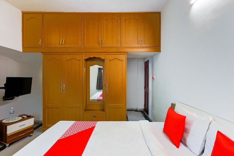 Hotel Rich Residency