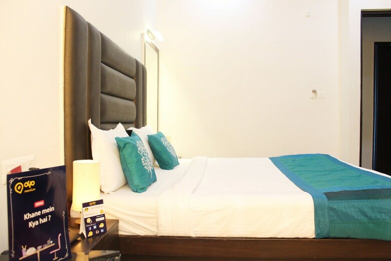 Oyo 1493 Hotel Madhushrie