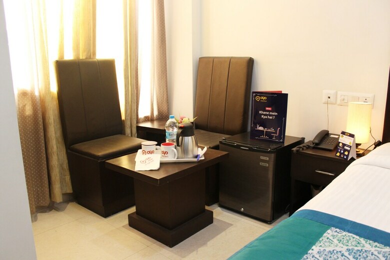 Oyo 1493 Hotel Madhushrie