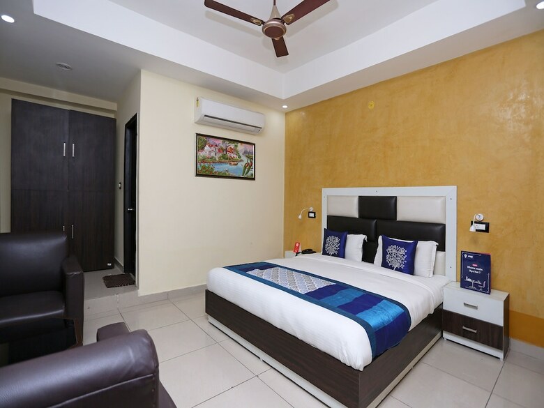 Oyo 8232 Hotel Krb Paradise