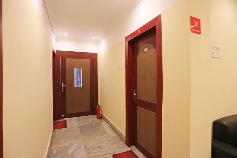 Hotel Oyo 9924 Lisa Guest House