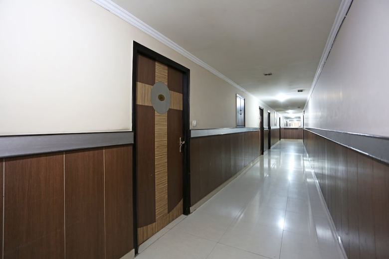 Oyo 1299 Hotel Mukut Regency