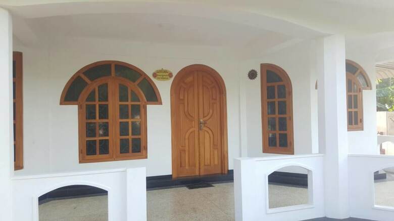 Hotel Chandra Guest House