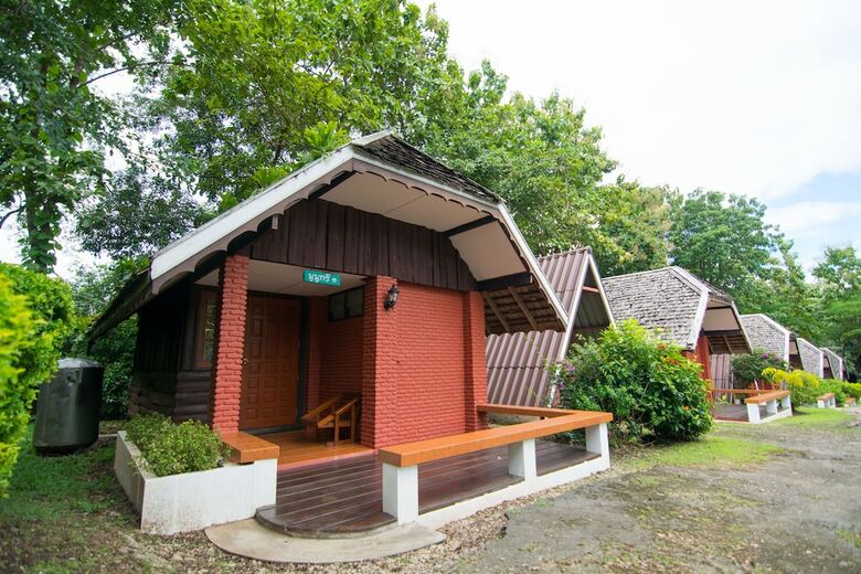 Hotel Wattana Village Resort